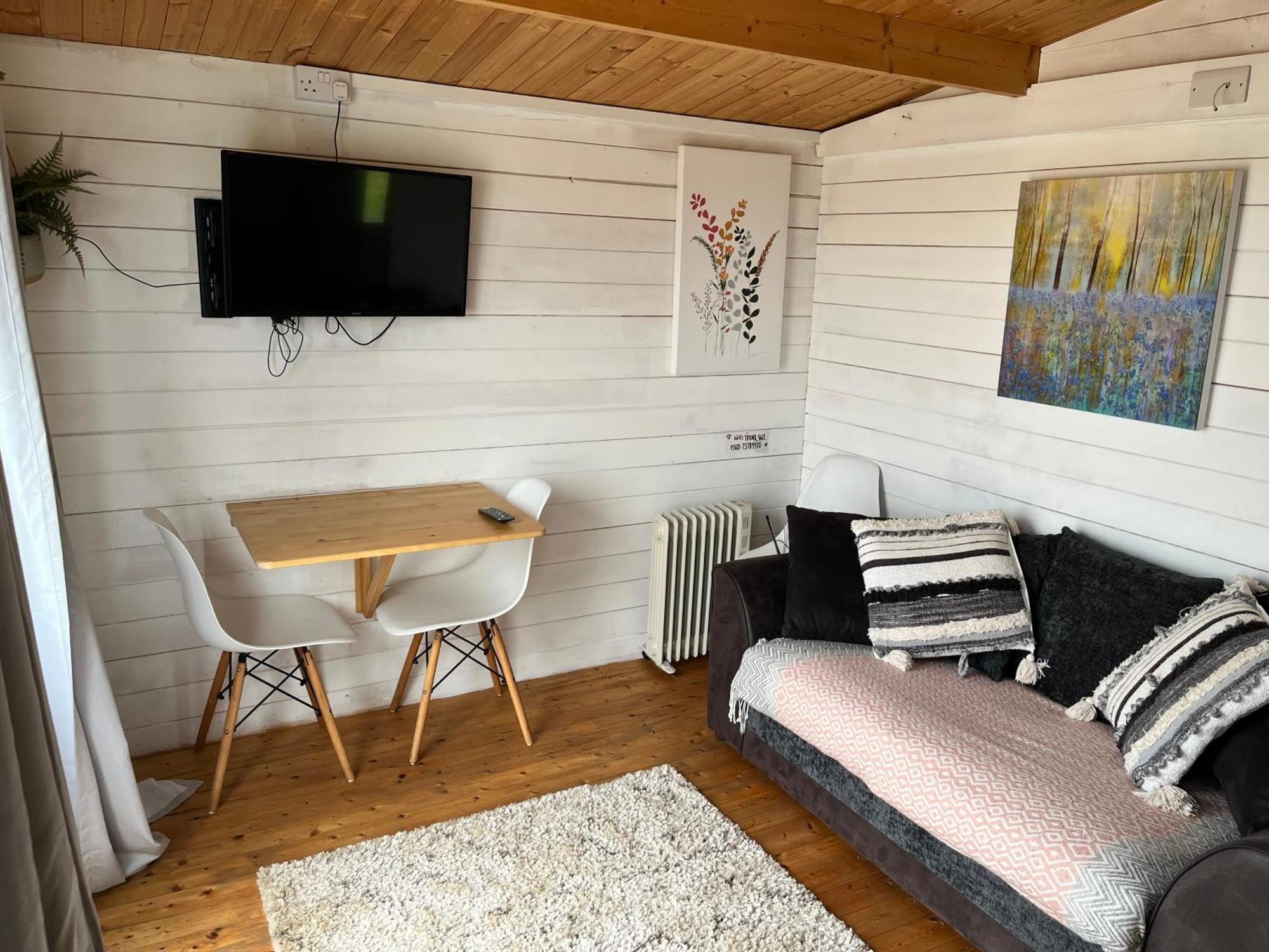 Apartment Ivy Rose No Hot Tub Bude